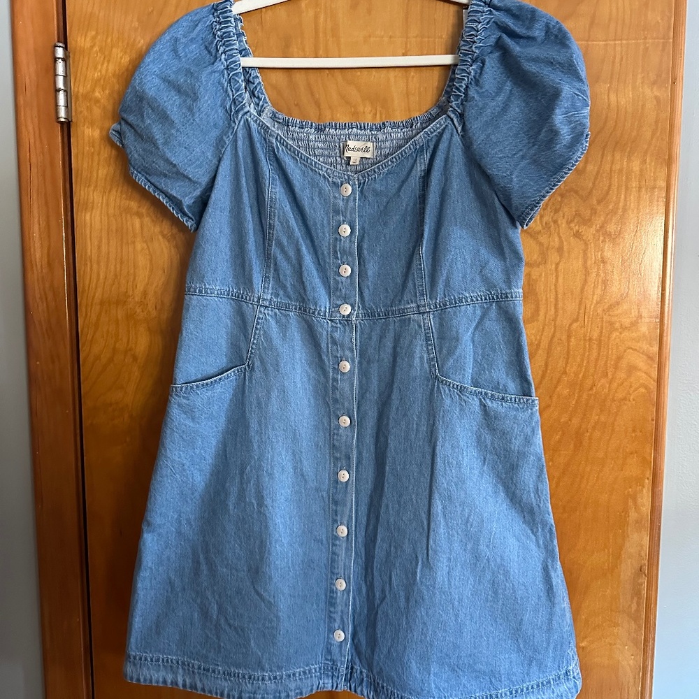 Madewell Kylie Puff Sleeve Denim Dress